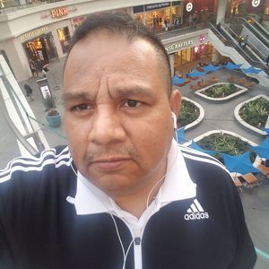 Meet your Posher, Eduardo